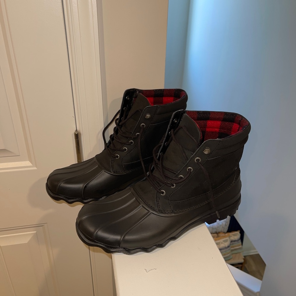 Sperrys size 12 boots